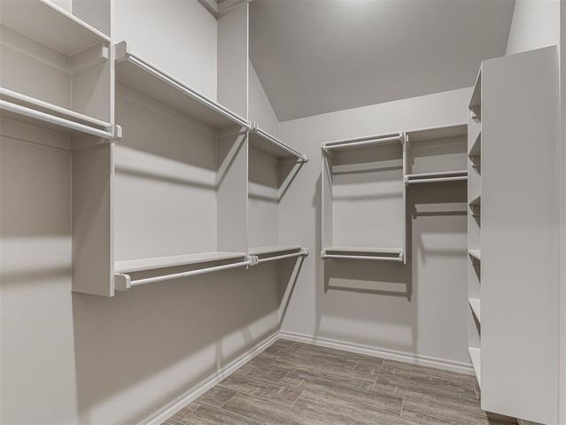 8401 Hazelwood Way, Edmond, OK 73034