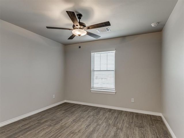 8401 Hazelwood Way, Edmond, OK 73034