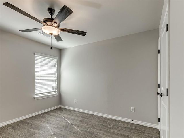 8401 Hazelwood Way, Edmond, OK 73034