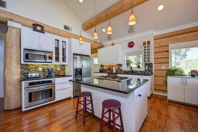 5280 Aksarben Way, Garden Valley, CA 95633