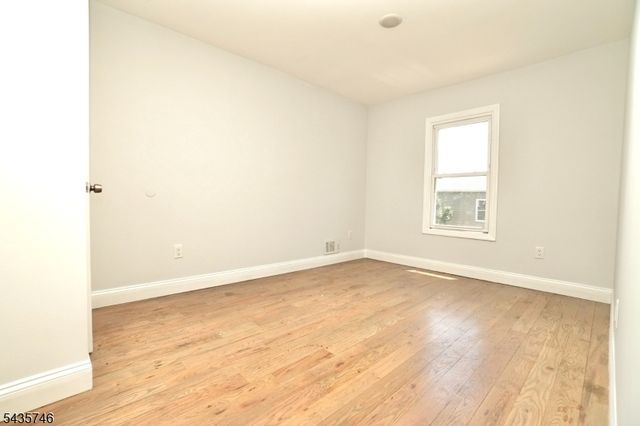 480 Bergen Ave, Jersey City, NJ 07304