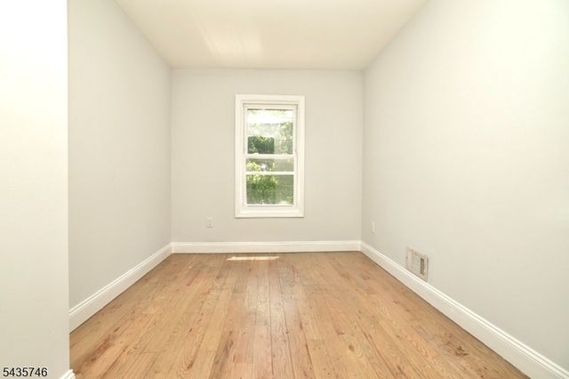 480 Bergen Ave, Jersey City, NJ 07304