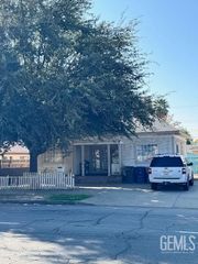 1107 Monterey Street, Bakersfield, CA 93305