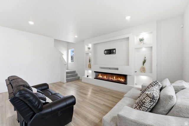 2503 N VELVET MOON DR, Saratoga Springs, UT 84045