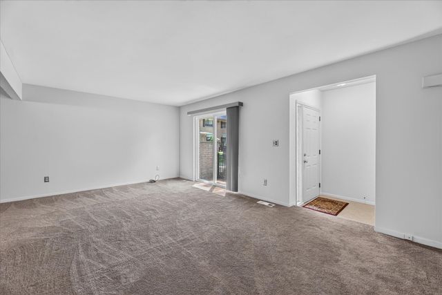 8503 Winchester Dr Drive, Sterling Heights, MI 48313
