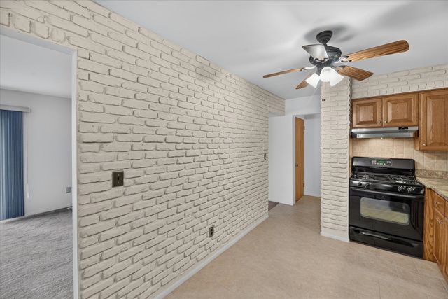 8503 Winchester Dr Drive, Sterling Heights, MI 48313