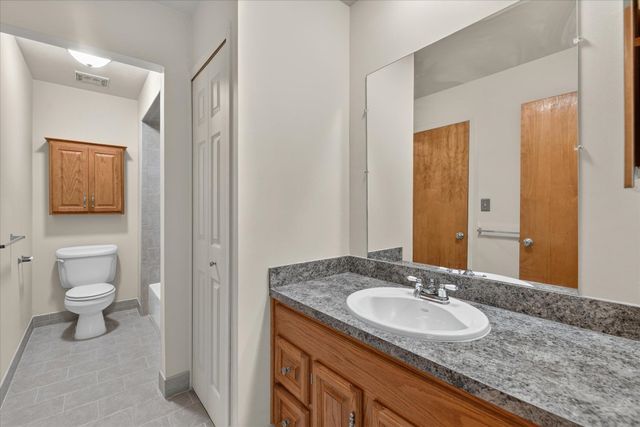 8503 Winchester Dr Drive, Sterling Heights, MI 48313