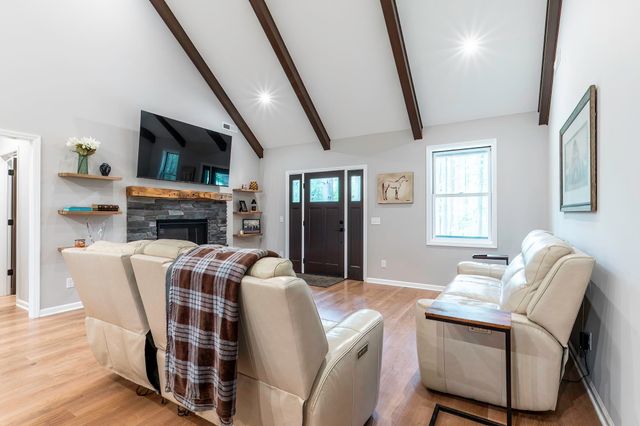 270 Lane 100 Pine Canyon Lake, Angola, IN 46703