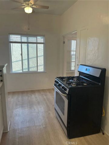 833 Cedar, Long Beach, CA 90813