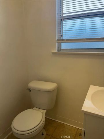 833 Cedar, Long Beach, CA 90813