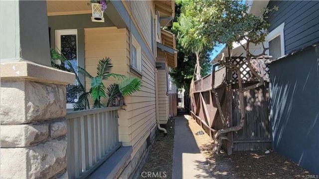 833 Cedar, Long Beach, CA 90813