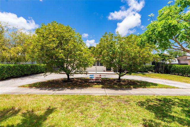 8595 SW 128th St, Miami, FL 33156