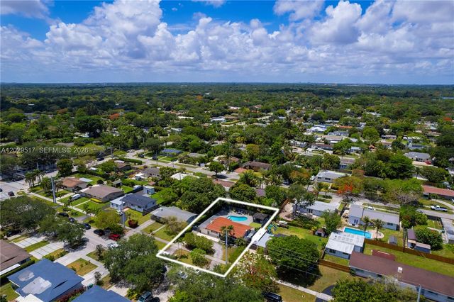 8595 SW 128th St, Miami, FL 33156