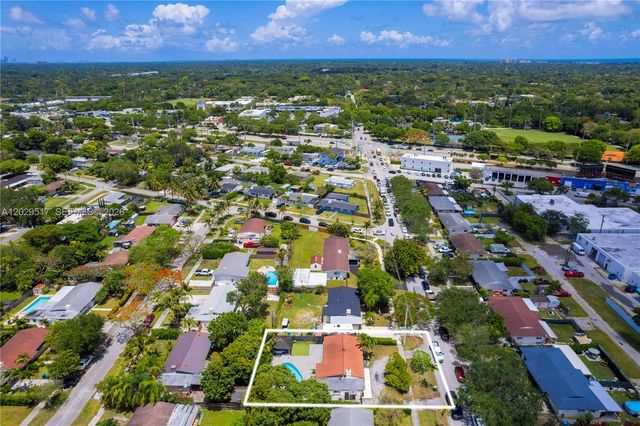 8595 SW 128th St, Miami, FL 33156