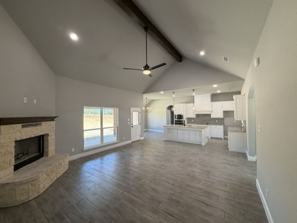 924 Eagles Way, Springtown, TX 76082 — photo 5