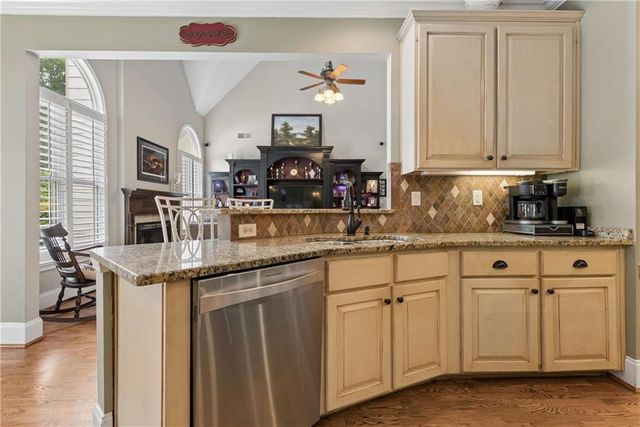 605 Crimsonwood Court, Powder Springs, GA 30127