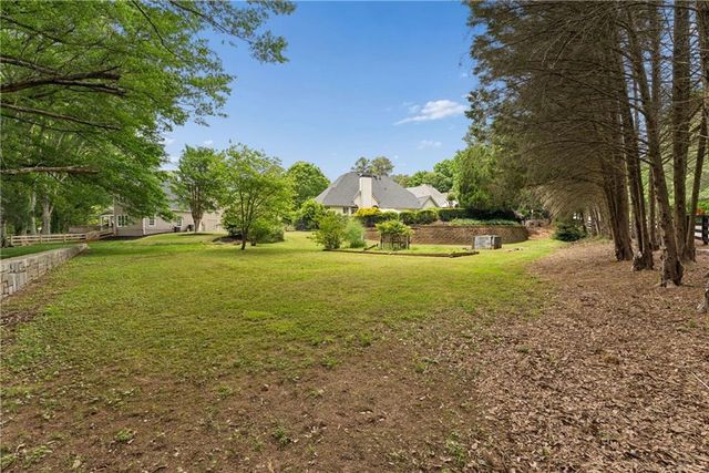 605 Crimsonwood Court, Powder Springs, GA 30127