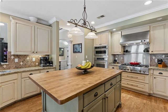 605 Crimsonwood Court, Powder Springs, GA 30127