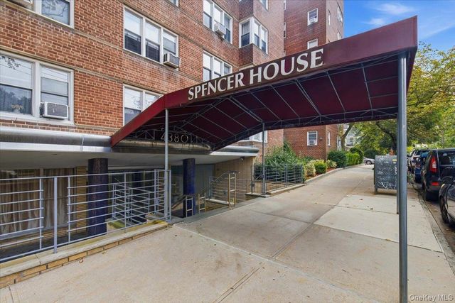 4380 Vireo Avenue 4T, Bronx, NY 10470