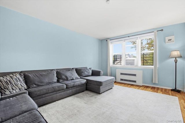 4380 Vireo Avenue 4T, Bronx, NY 10470