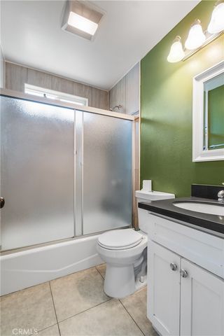 1950 E 97th, Los Angeles, CA 90002