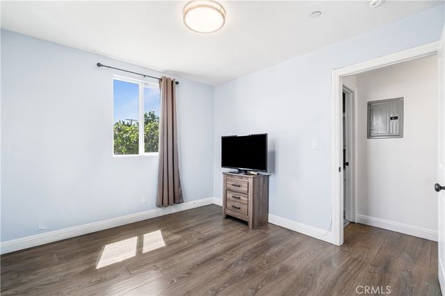1950 E 97th, Los Angeles, CA 90002