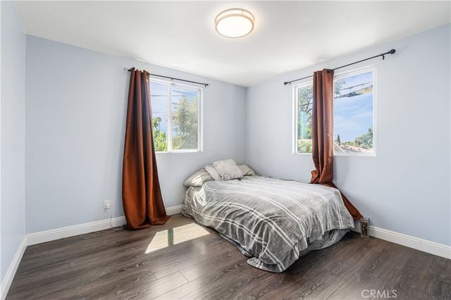1950 E 97th, Los Angeles, CA 90002