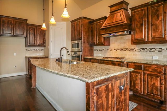 2866 Nottingham Drive, Trophy Club, TX 76262