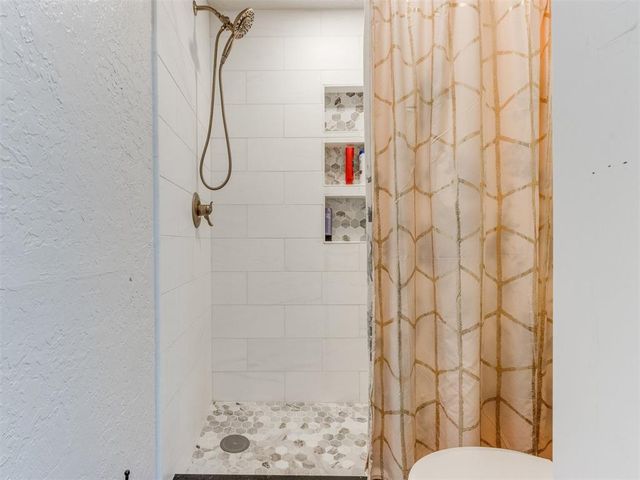 8209 NW 86th Street, Oklahoma City, OK 73132