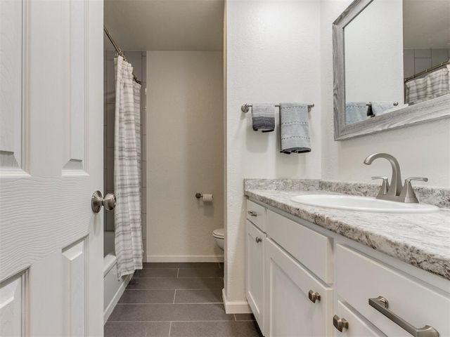 8209 NW 86th Street, Oklahoma City, OK 73132