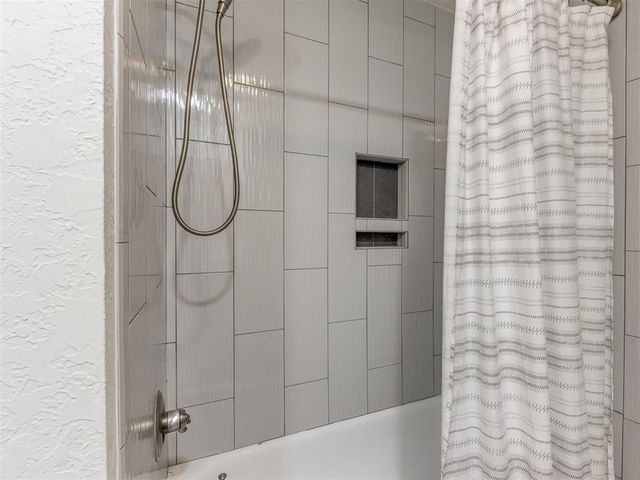 8209 NW 86th Street, Oklahoma City, OK 73132