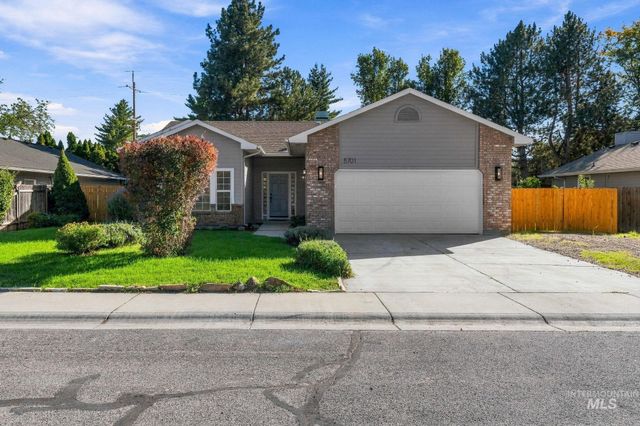 8701 W Ringbill Ct, Garden City, ID 83714 property photo