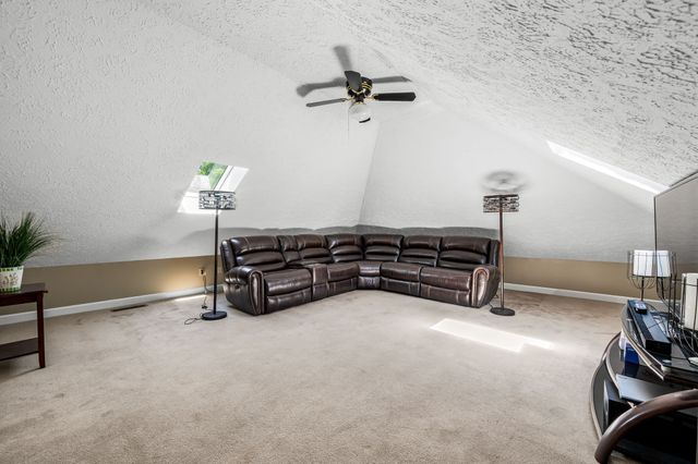 1712 Lake Grassland, W, Gallatin, TN 37066