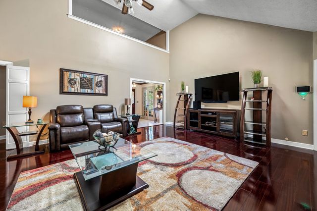 1712 Lake Grassland, W, Gallatin, TN 37066