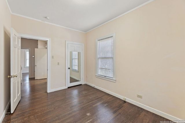 231 Belvidere, Olmos Park, TX 78212