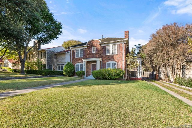 231 Belvidere, Olmos Park, TX 78212