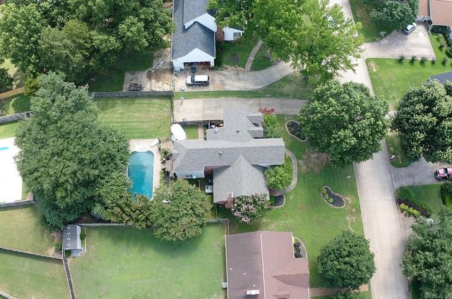 106 Red Oak Lane, Searcy, AR 72143