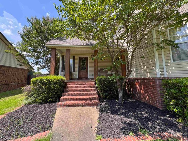 106 Red Oak Lane, Searcy, AR 72143