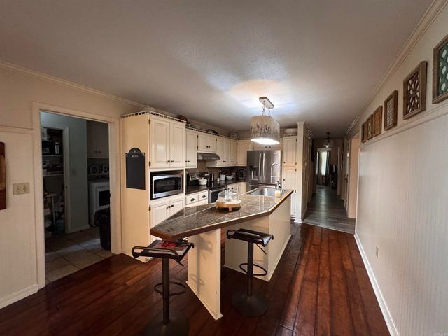 106 Red Oak Lane, Searcy, AR 72143