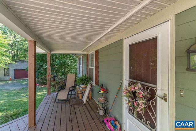 2851 MARTIN KINGS RD, Scottsville, VA 24590