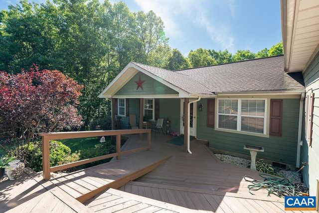 2851 MARTIN KINGS RD, Scottsville, VA 24590