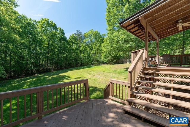 2851 MARTIN KINGS RD, Scottsville, VA 24590