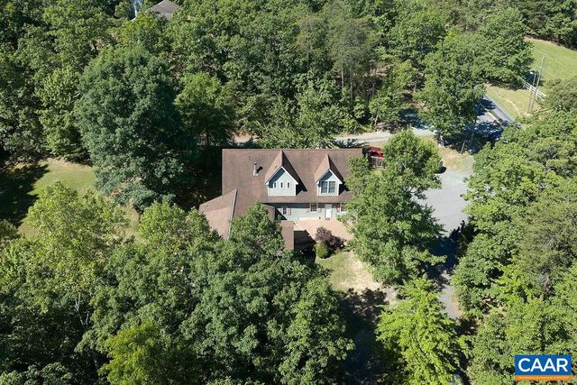 2851 MARTIN KINGS RD, Scottsville, VA 24590