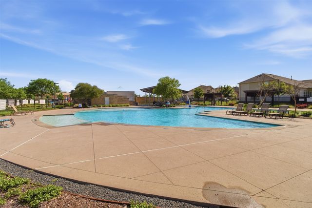 909 Black Hawk Drive, Princeton, TX 75407