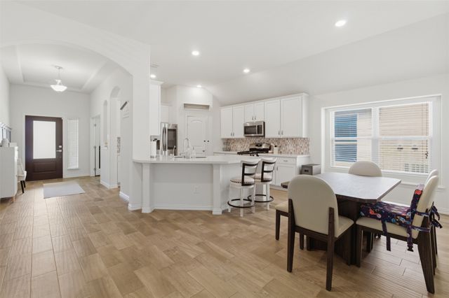 909 Black Hawk Drive, Princeton, TX 75407