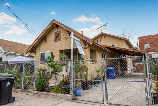 953 Hollins, Los Angeles, CA 90023