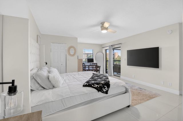 7310 Ashford Place 505, Delray Beach, FL 33446