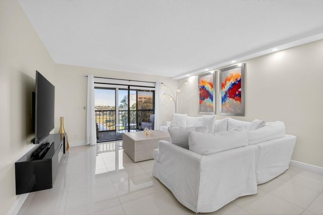 7310 Ashford Place 505, Delray Beach, FL 33446