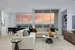 313 W 17th ST 2204, Austin, TX 78701