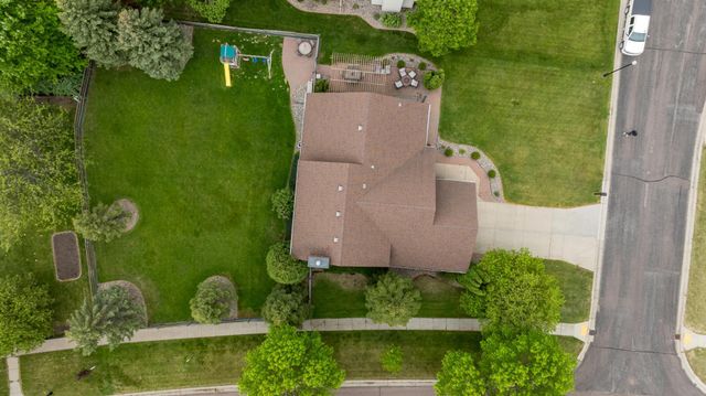 2031 Rose Creek Drive S, Fargo, ND 58104
